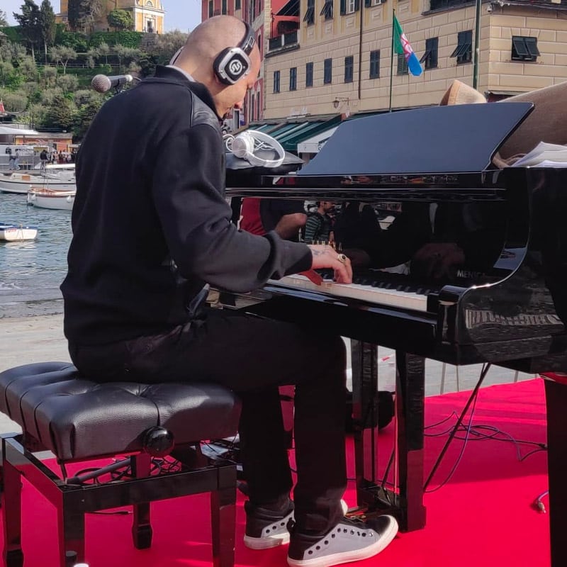 Silent Concert in Portofino mit kabellosen Kopfhörern von Silentsystem